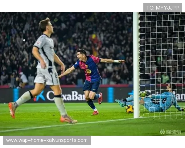 费兰托雷斯低平球一蹴而就,巴萨锋线强势抢眼